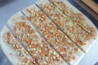 金枪鱼洋葱手撕包的做法步骤16